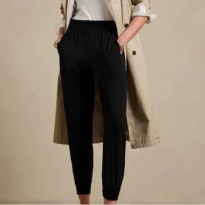 Banana Republic Black Dressy Joggers for Women
